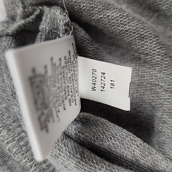 ⭐️3/ $30⭐️ Cable & Gauge Women's Grey Pullover Hoodie Lace Up Neck Sz XL - Picture 9 of 11